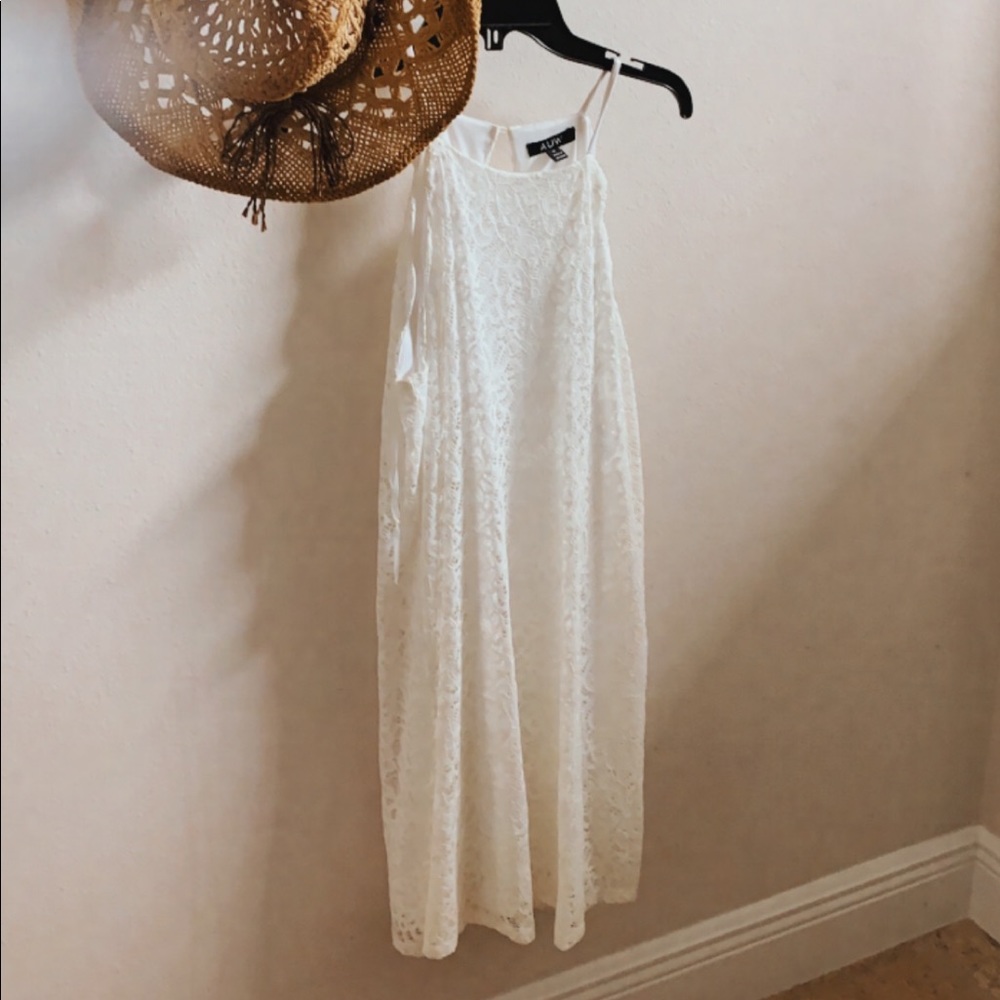 Women’s White Spring Dress
